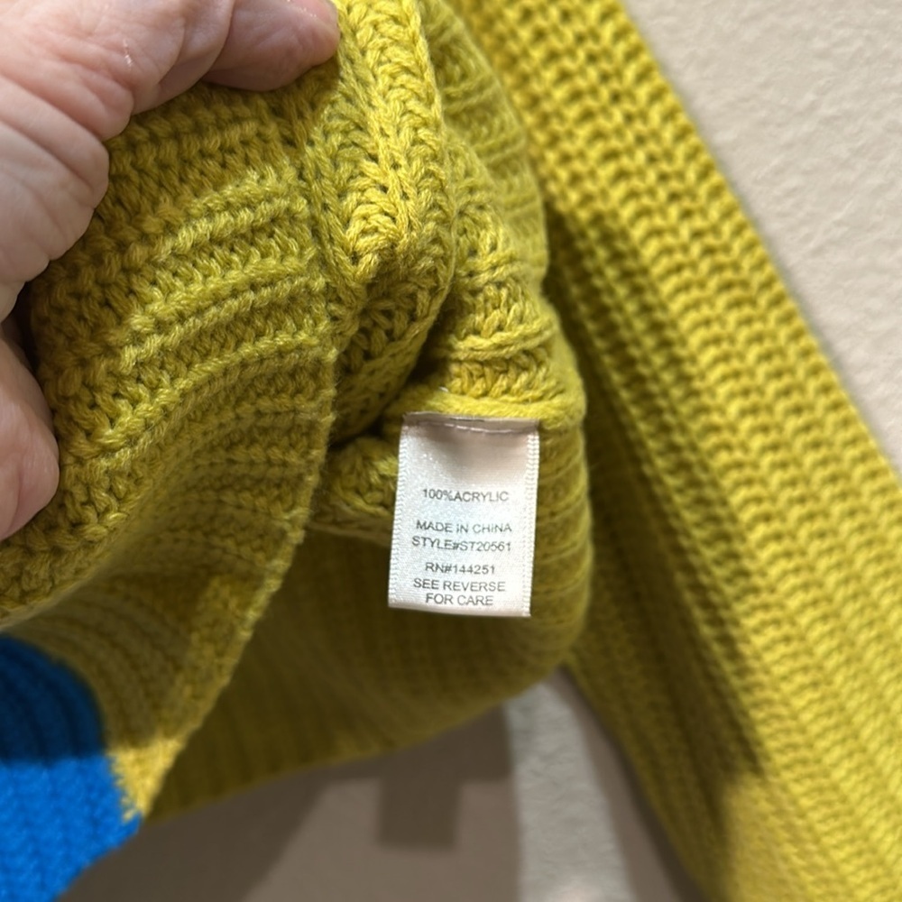 Nwt Sincerely Joules cropped oversized color block sweater. Best quality. Size M - Picture 3 of 4